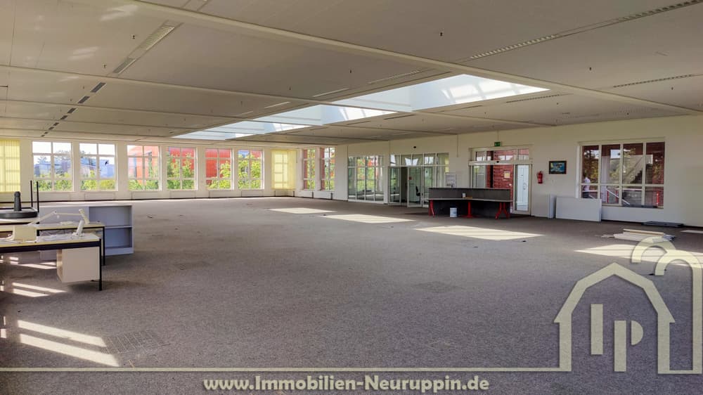 Gewerbe in Neuruppin / Treskow – Foto 1